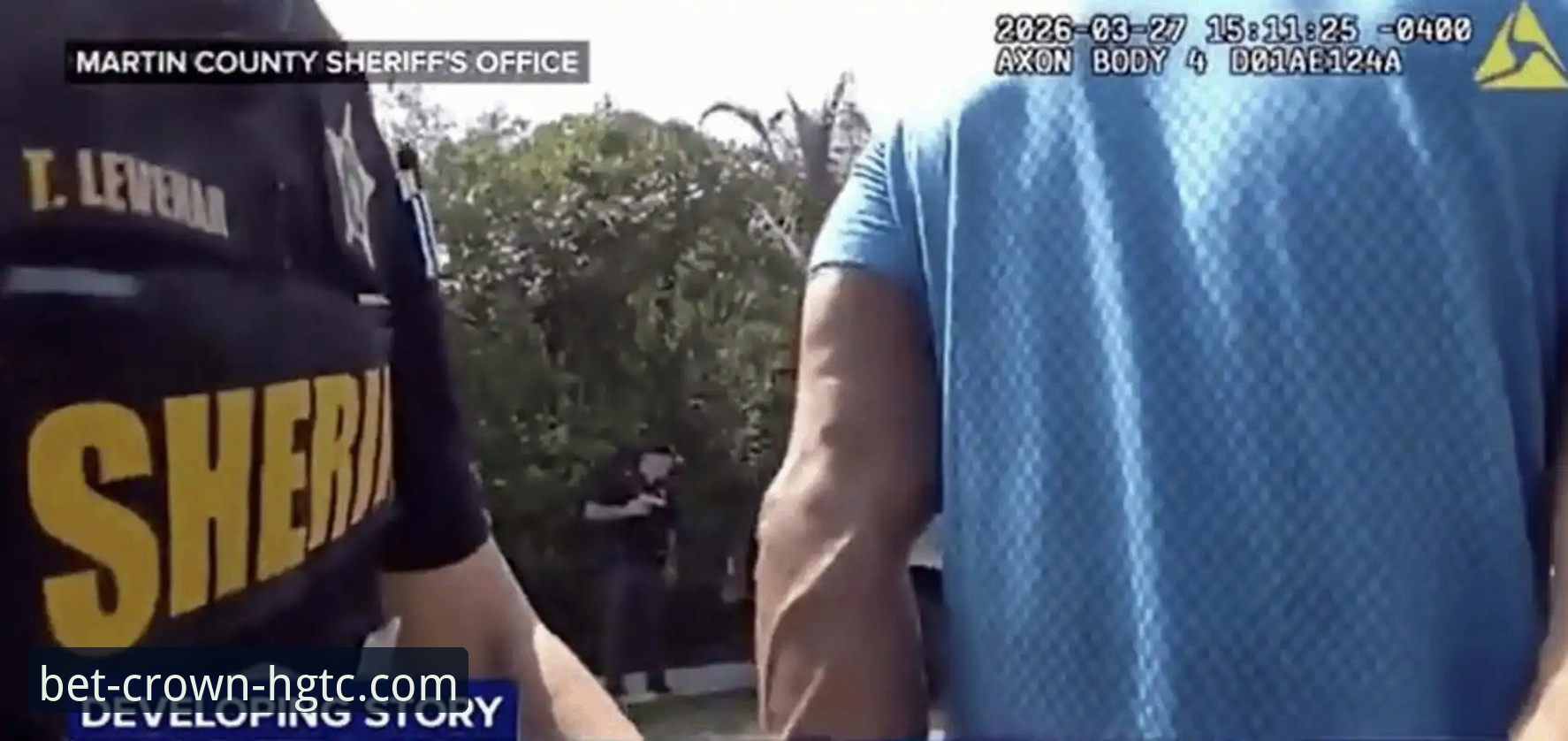 皇冠体彩下载安装 老虎伍兹的药物风波背后,皇冠体彩官网用户怎么看这位传奇的坠落?